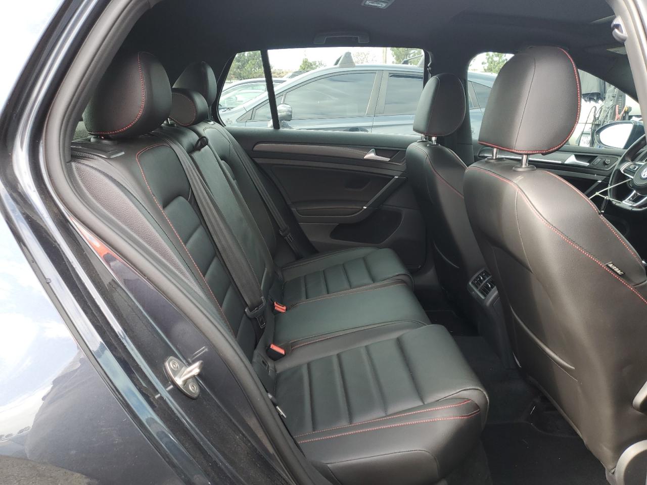 2019 Volkswagen GTI - Image 10