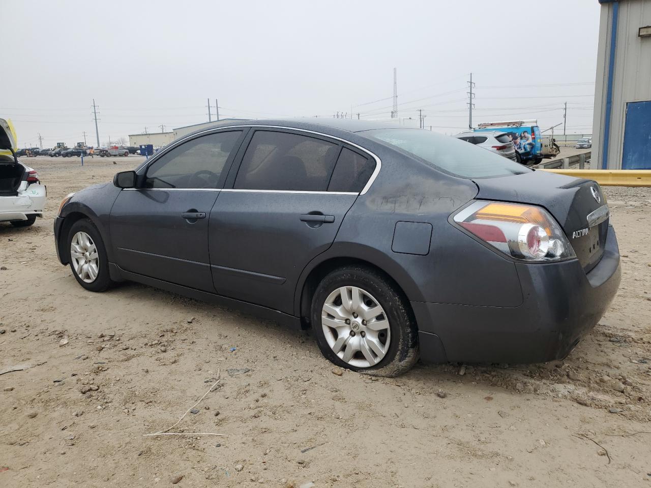 2012 Nissan Altima - Image 2