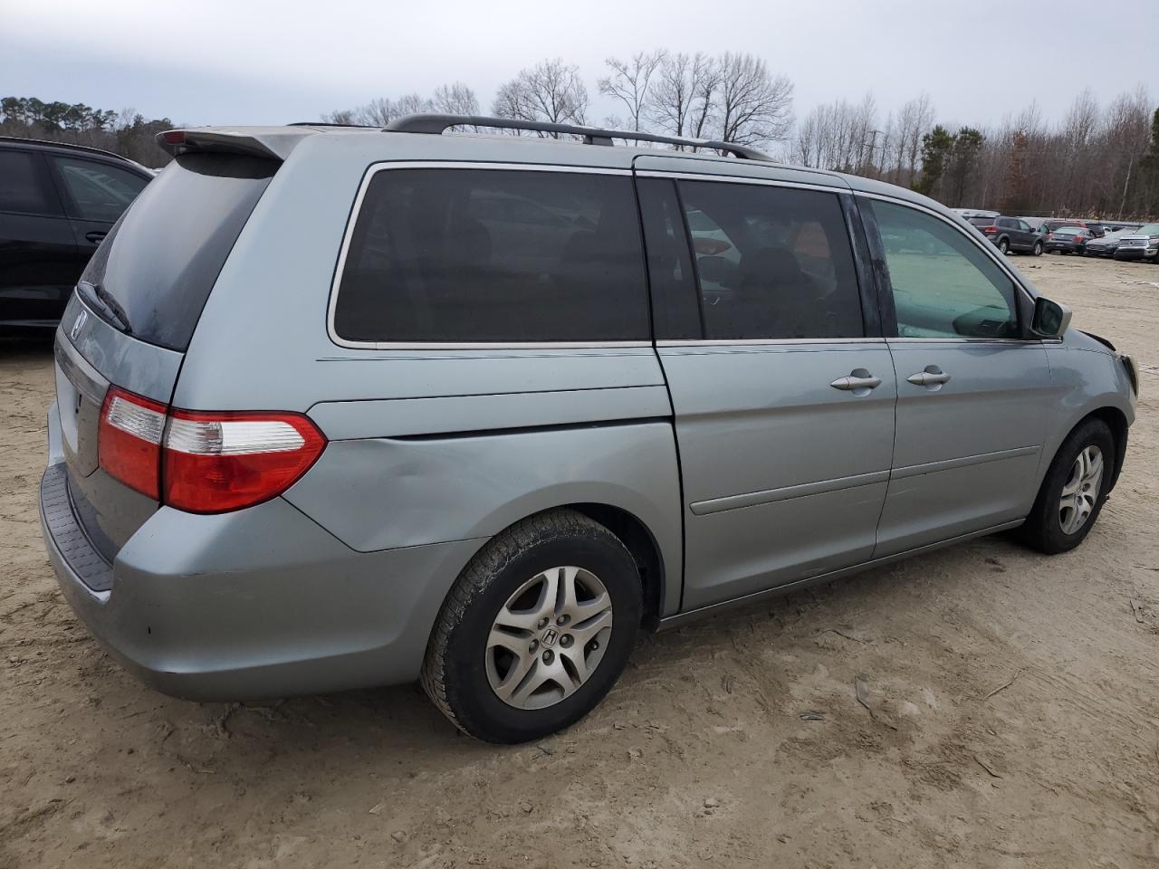 2006 Honda Odyssey - Image 3