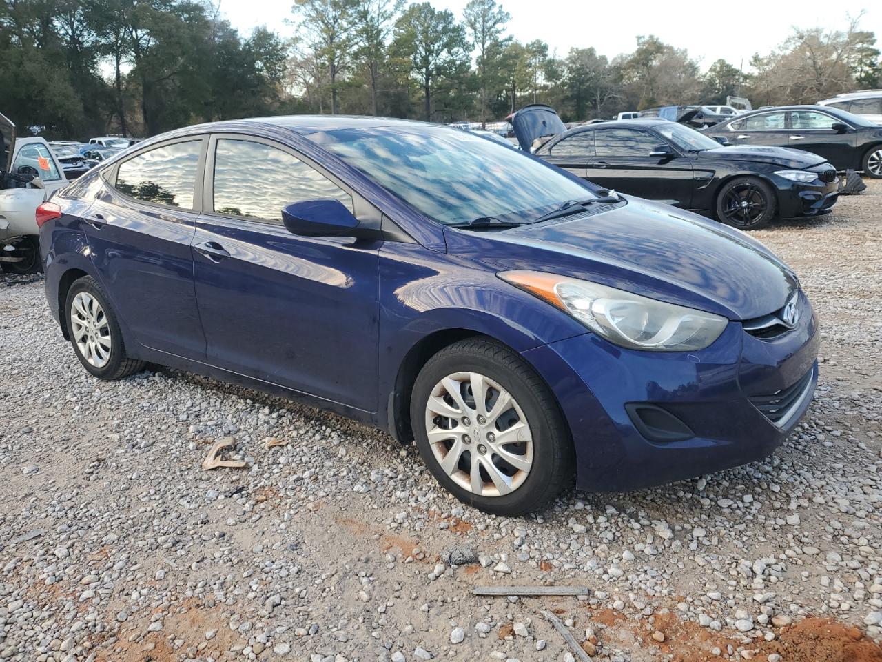 2013 Hyundai Elantra - Image 4
