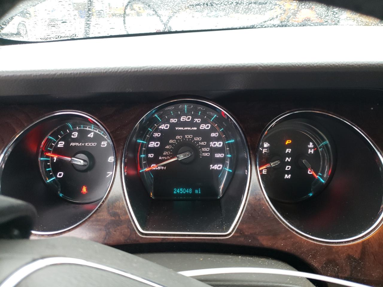2012 Ford Taurus - Image 9