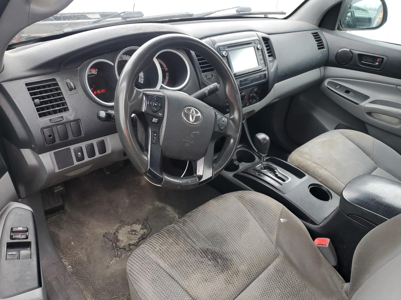 2015 Toyota Tacoma - Image 8