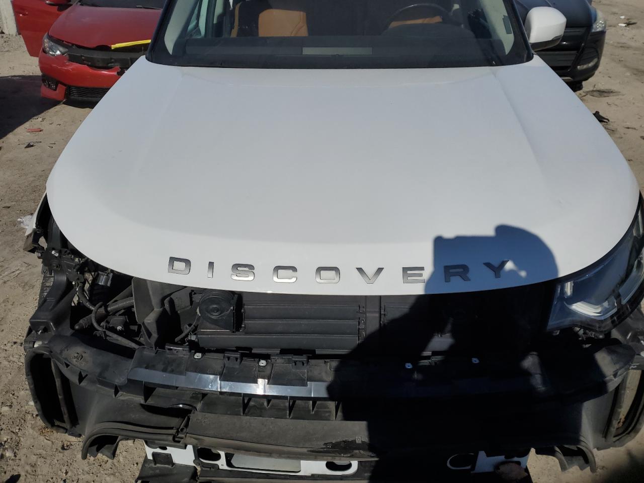 2017 Land Rover Discovery - Image 11