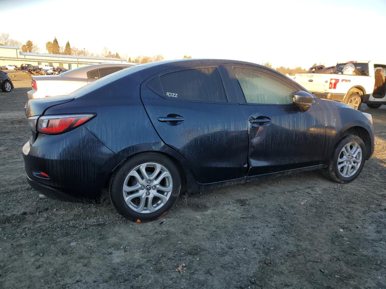 2017 Toyota Yaris - Image 3