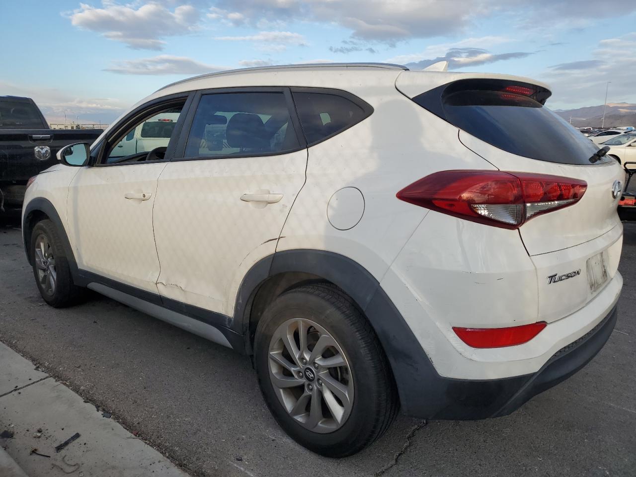 2018 Hyundai Tucson - Image 2
