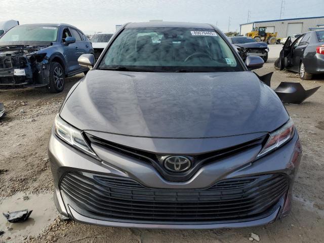  TOYOTA CAMRY 2019 Серый