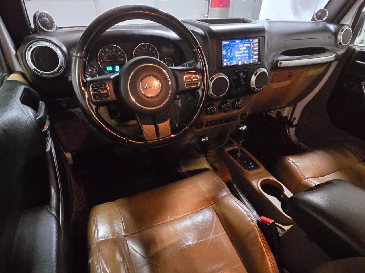 2012 Jeep Wrangler - Image 9