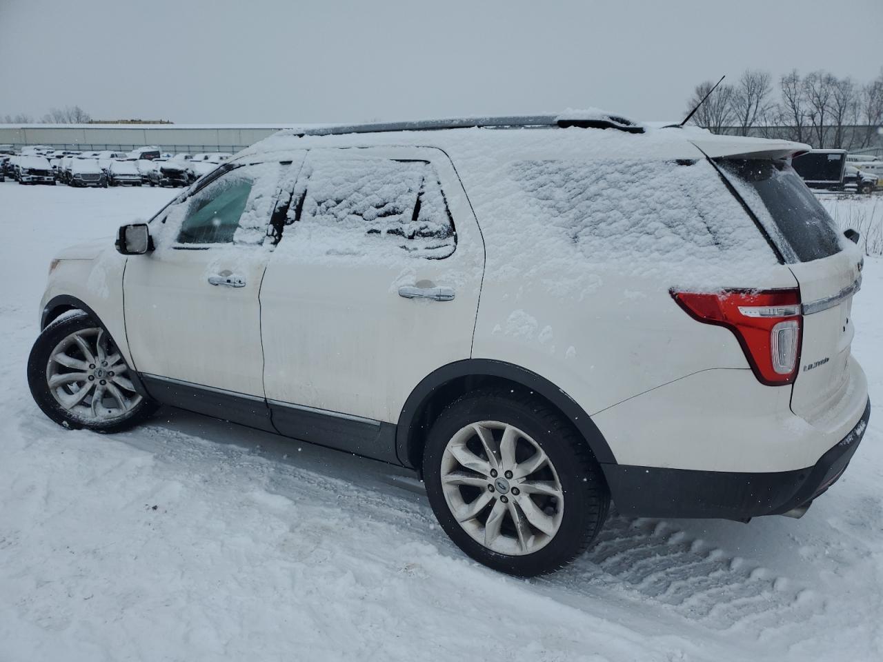 2011 Ford Explorer - Image 2