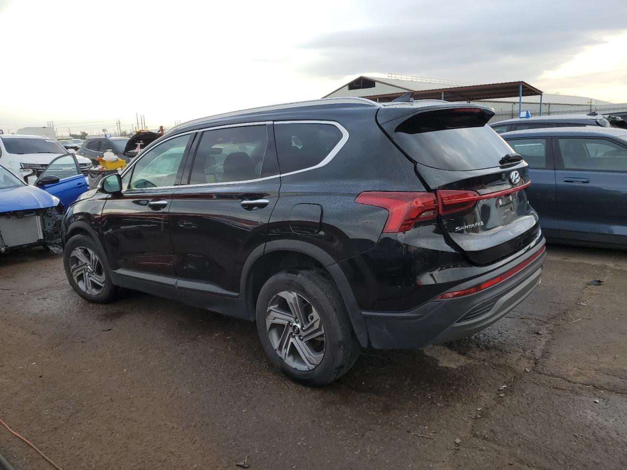 2023 Hyundai Santa Fe - Image 2