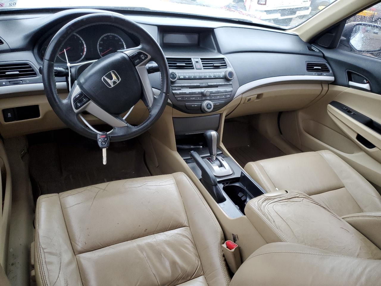 2012 Honda Accord - Image 8