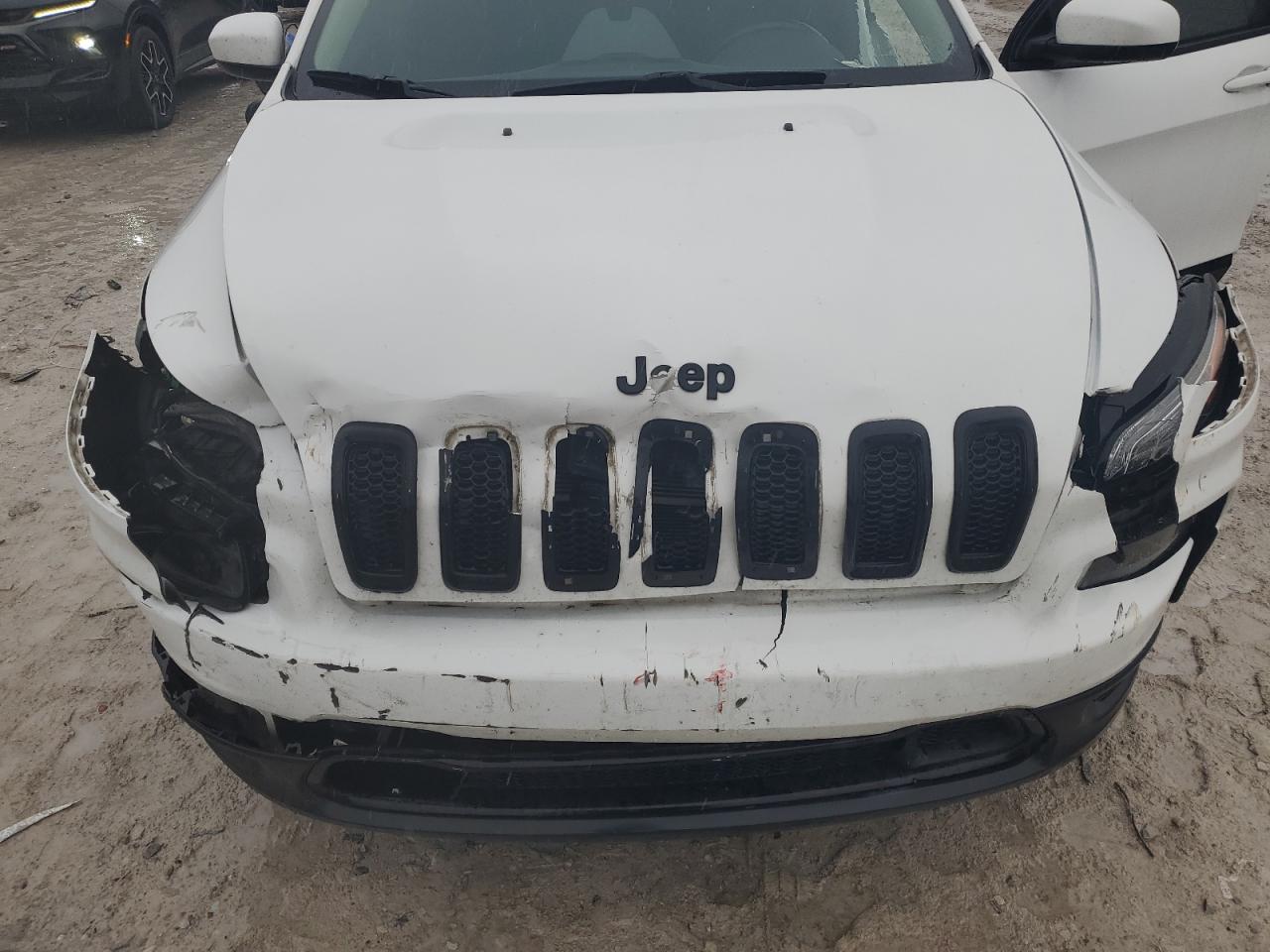 2018 Jeep Grand Cherokee - Image 13
