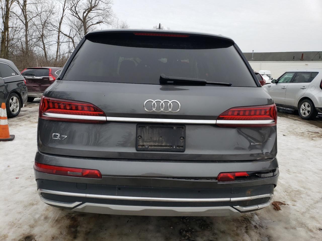 2022 Audi Q7 - Image 6