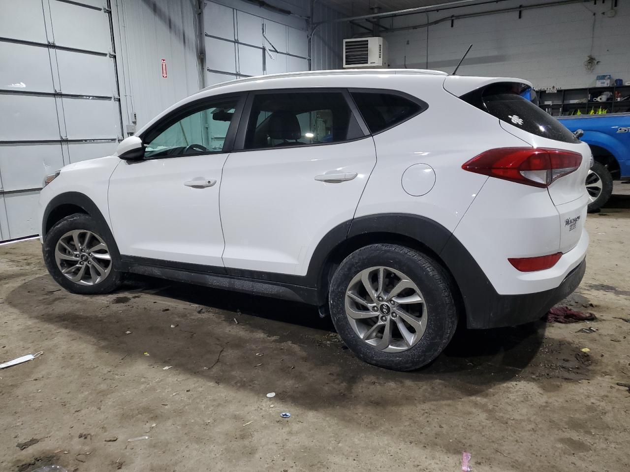 2016 Hyundai Tucson - Image 2