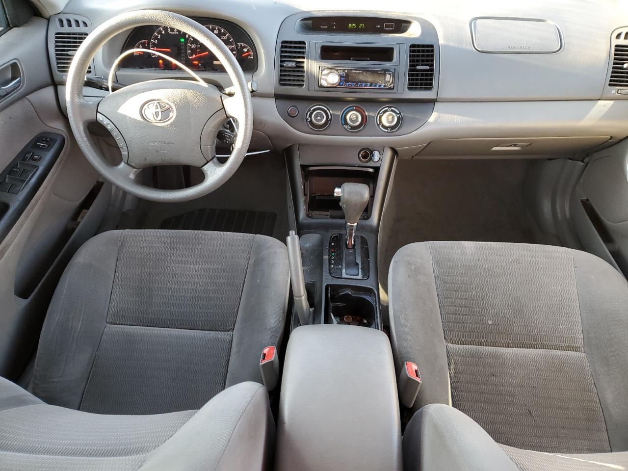 2005 Toyota Camry - Image 8