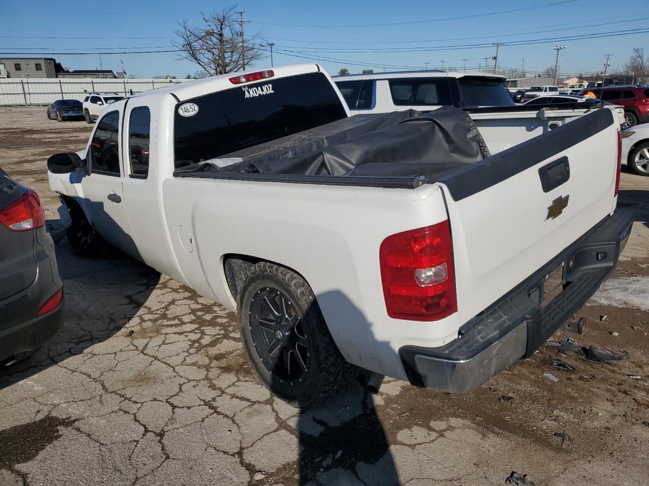2009 Chevrolet Silverado - Image 2