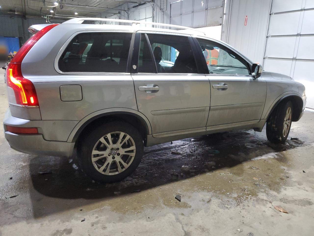 2013 Volvo XC90 - Image 3