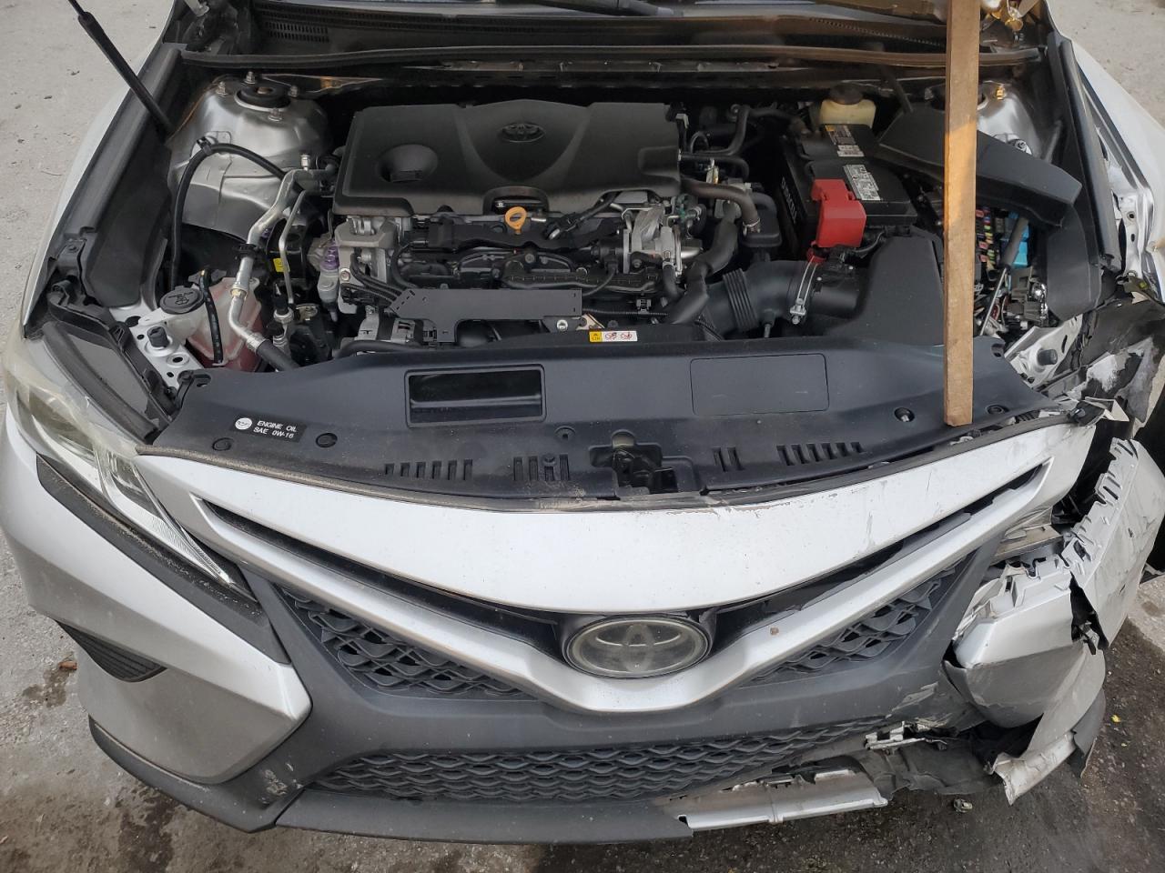2018 Toyota Camry - Image 11