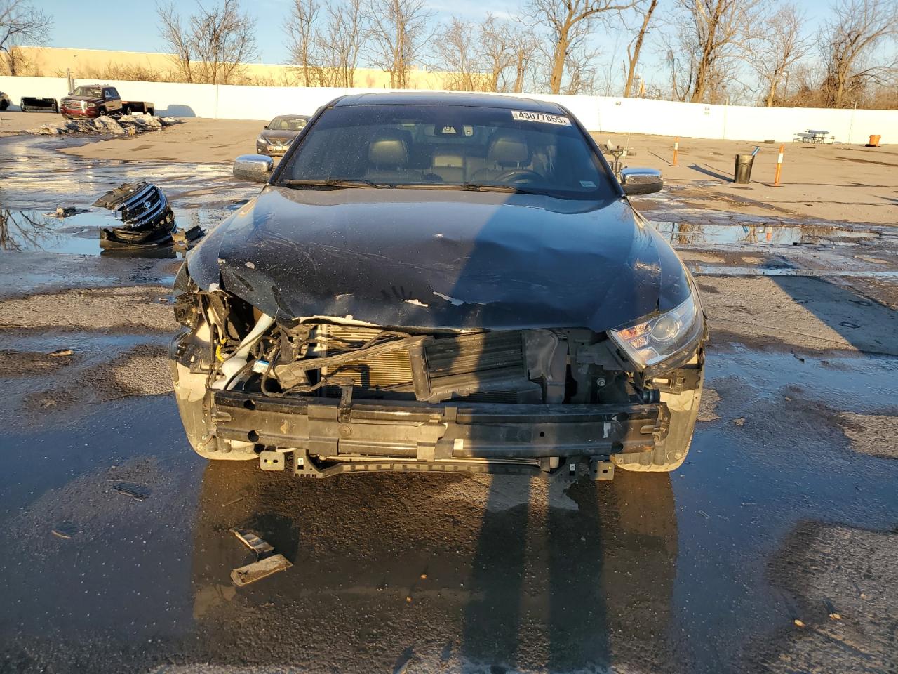 2014 Ford Taurus - Image 5