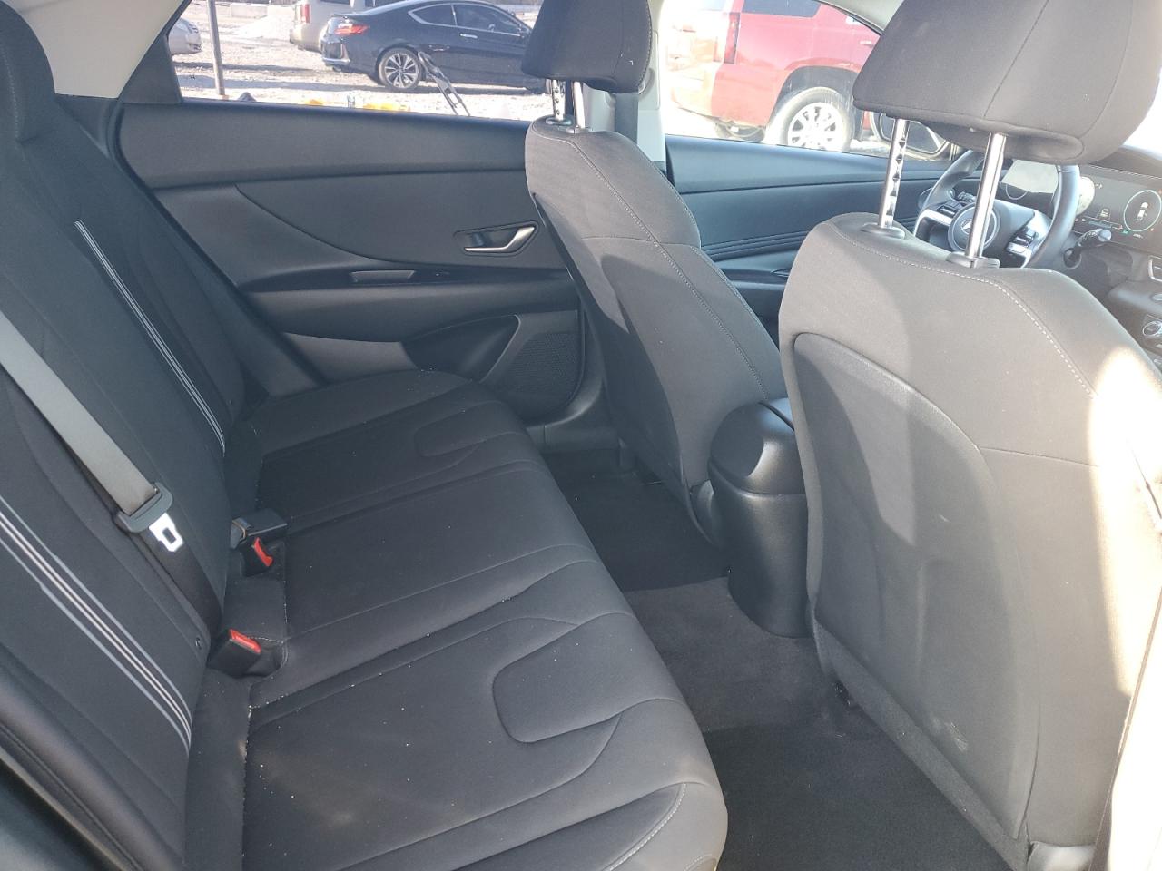 2023 Hyundai Elantra - Image 10