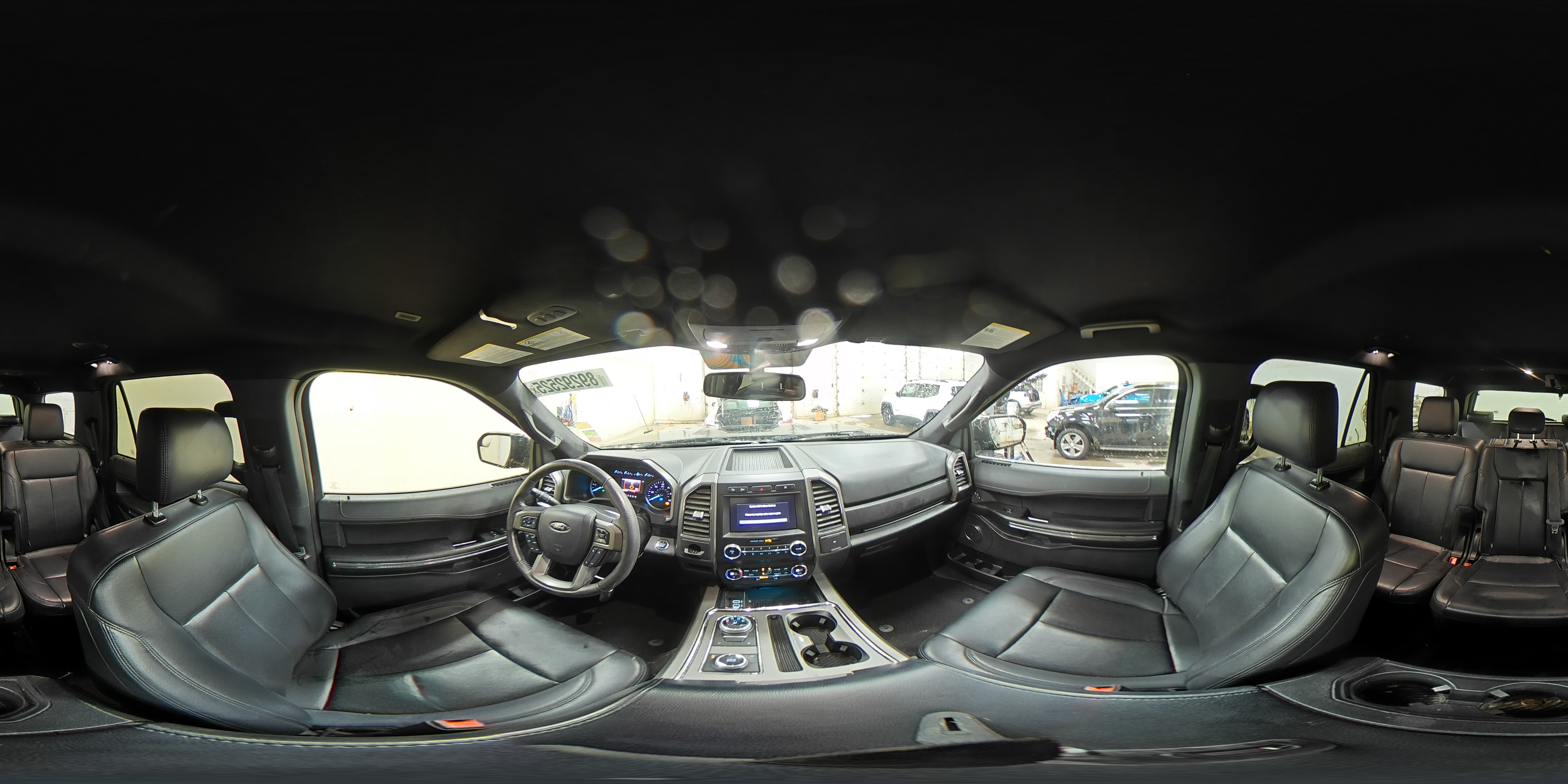 2019 Ford Expedition - Image 15