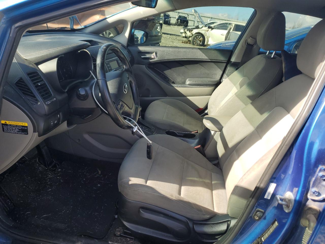 2015 Kia Forte - Image 7