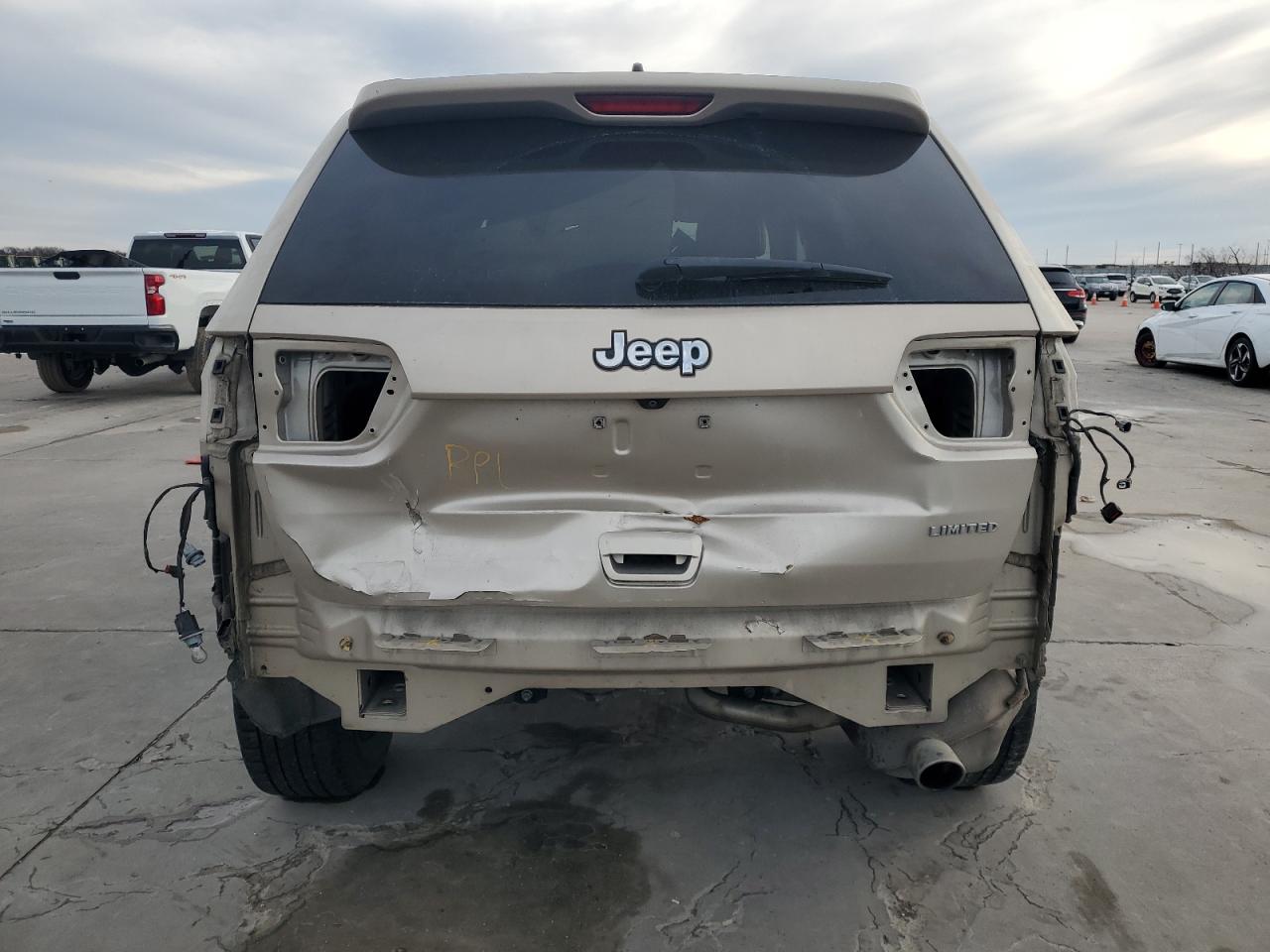 2015 Jeep Grand Cherokee - Image 6