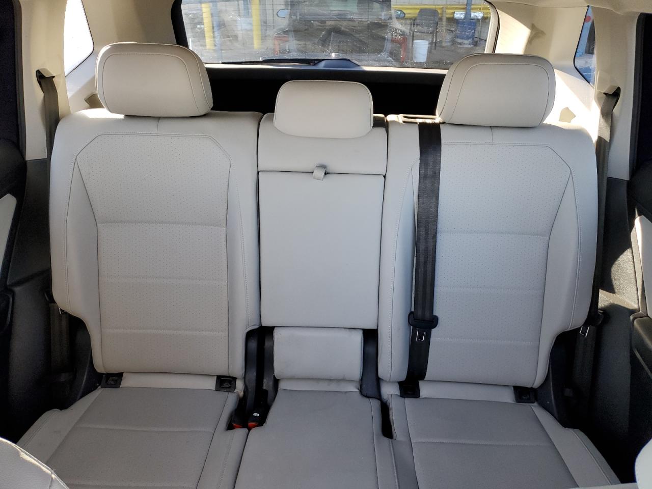 2021 Volkswagen Tiguan - Image 10