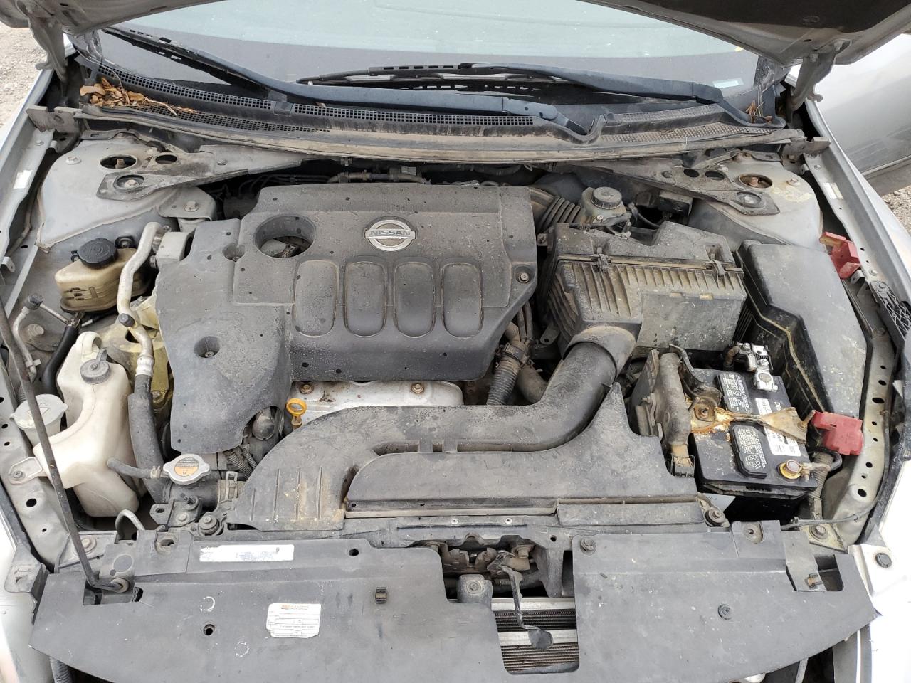 2011 Nissan Altima - Image 12