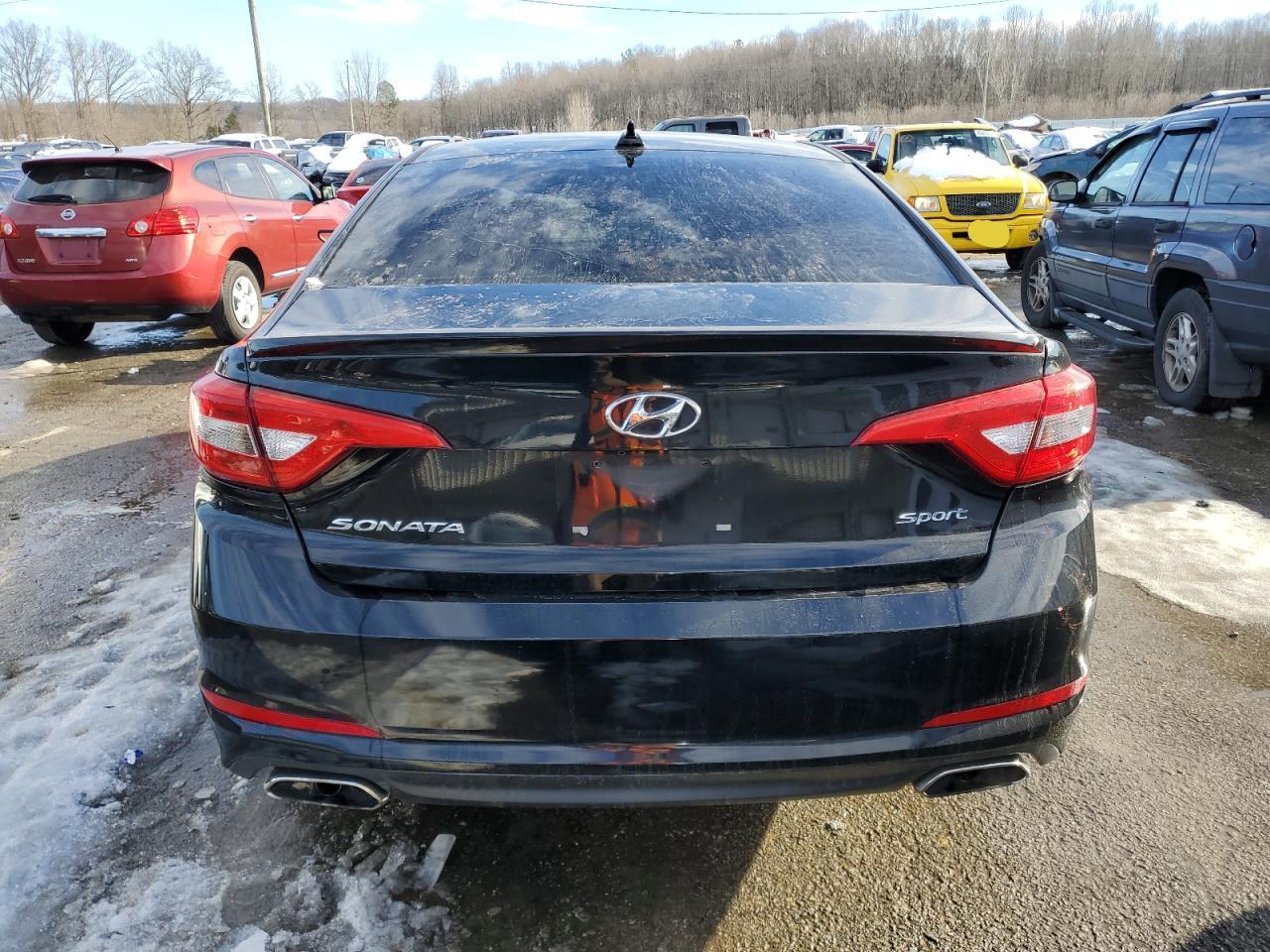 2015 Hyundai Sonata - Image 6