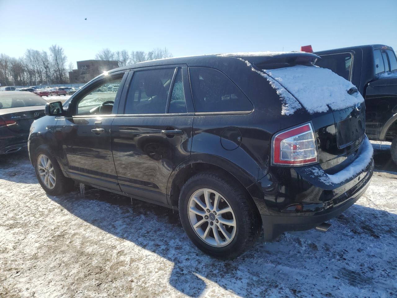 2010 Ford Edge - Image 2