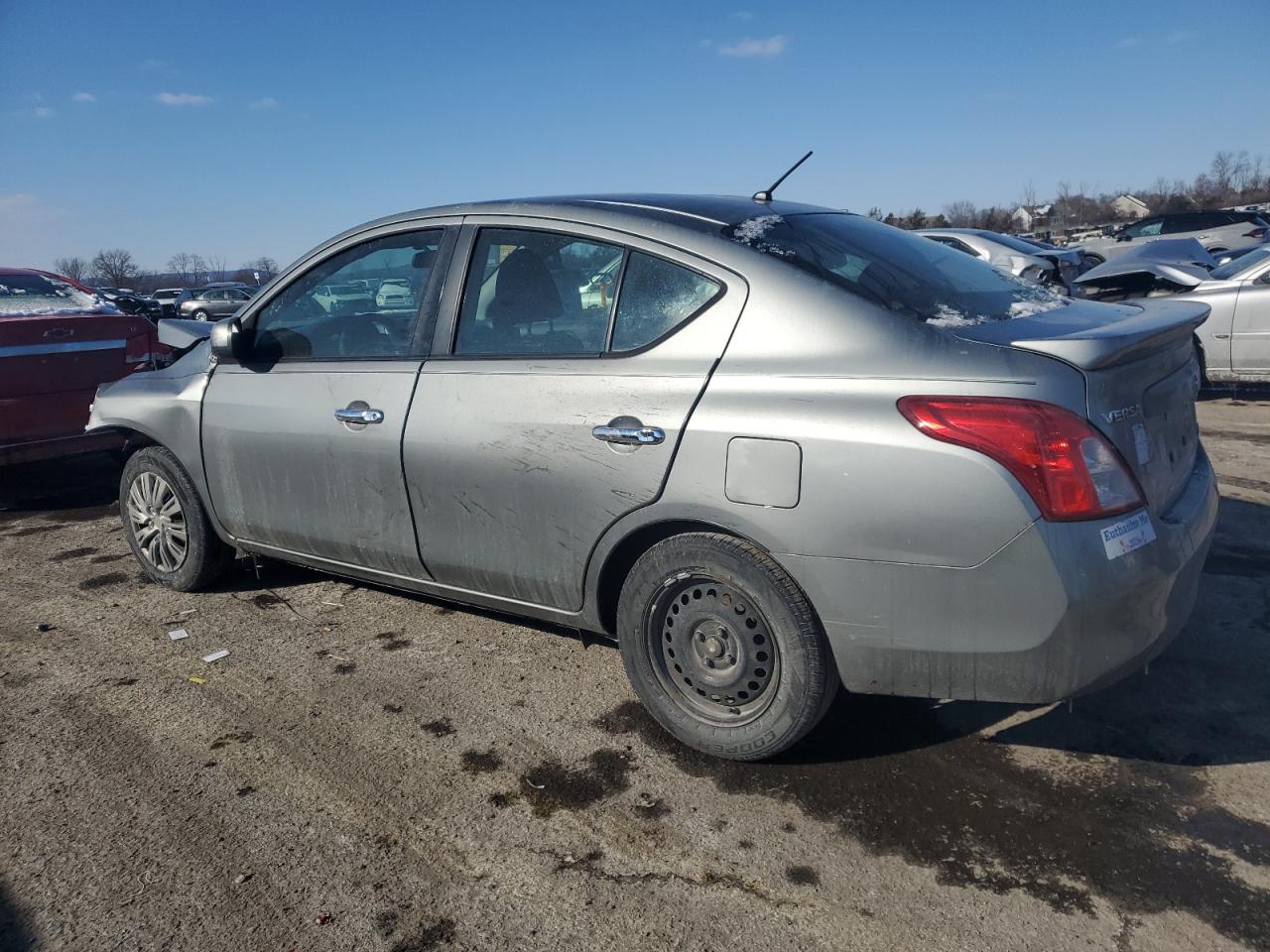 2013 Nissan Versa - Image 2
