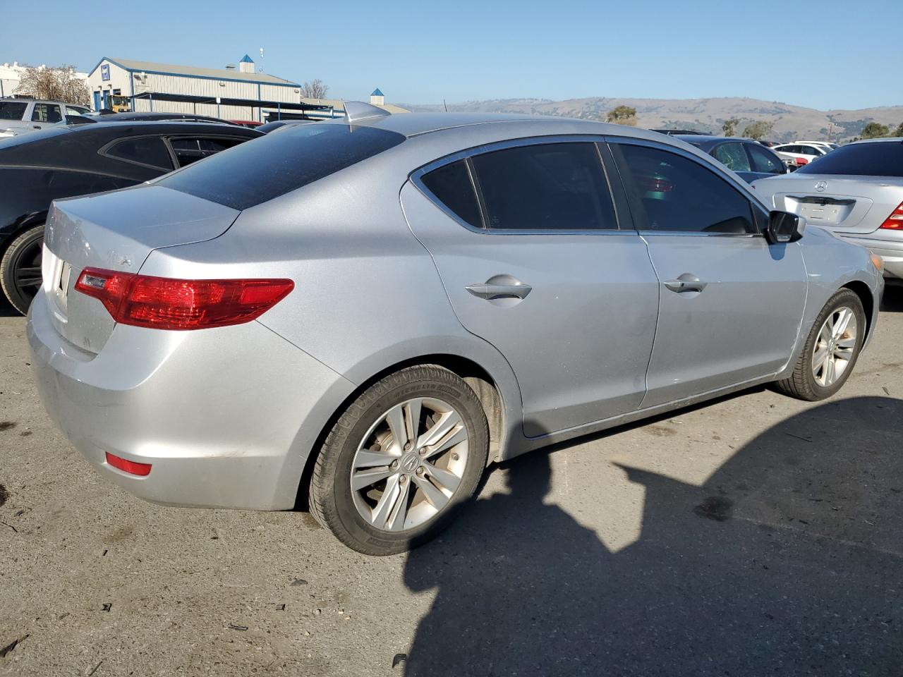2013 Acura ILX - Image 3