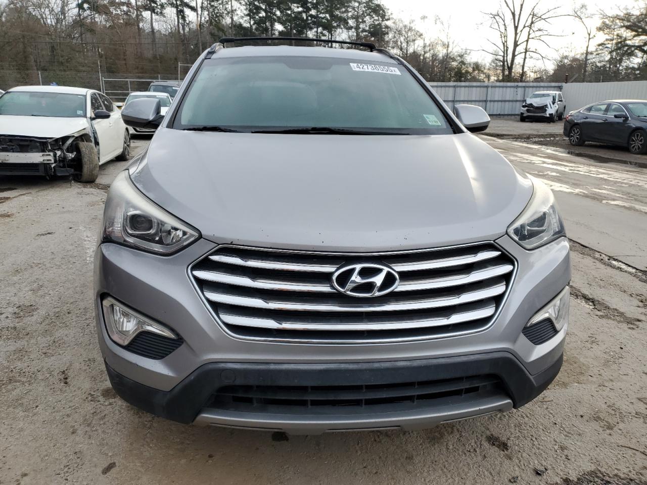 2016 Hyundai Santa Fe - Image 5