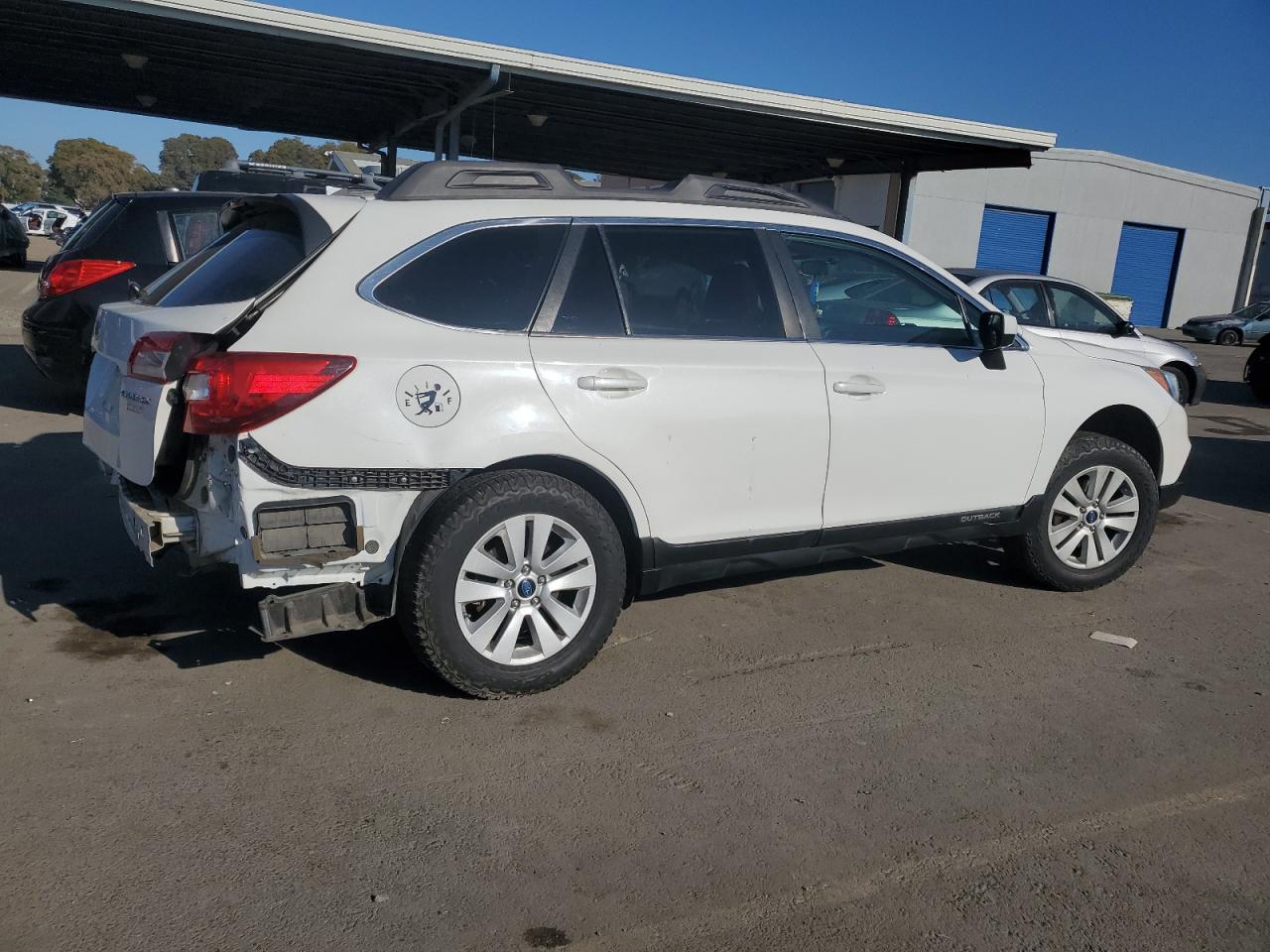 2015 Subaru Outback - Image 3