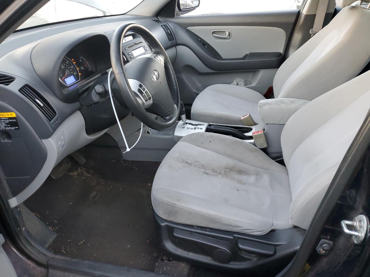 2009 Hyundai Elantra - Image 7