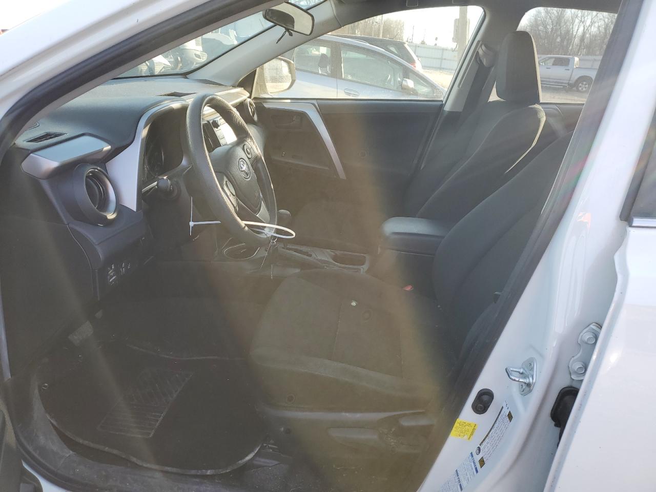 2017 Toyota RAV 4 - Image 7