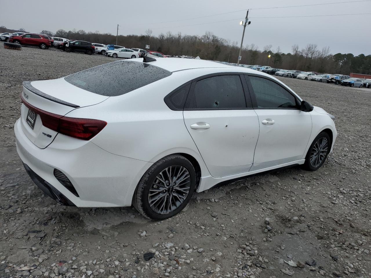 2024 Kia Forte - Image 3