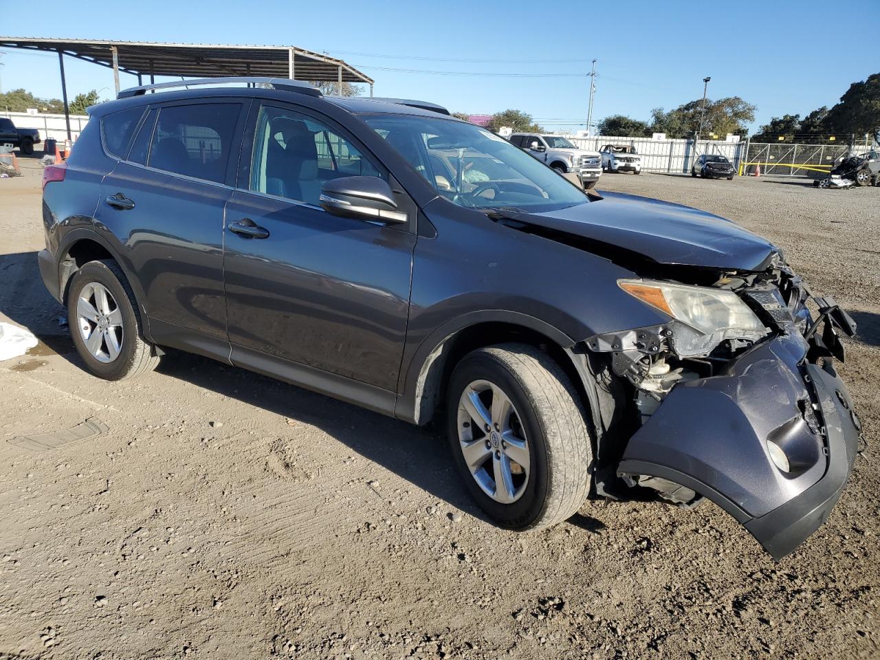 VIN 2T3WFREV8DW046808 2013 TOYOTA RAV4 no.4