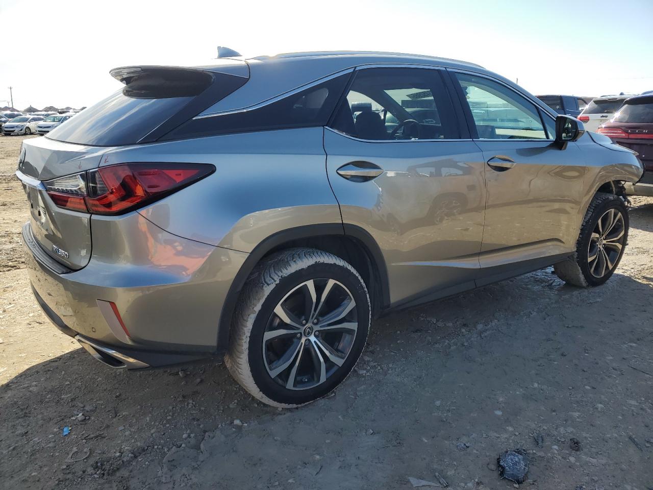 2018 Lexus RX - Image 3