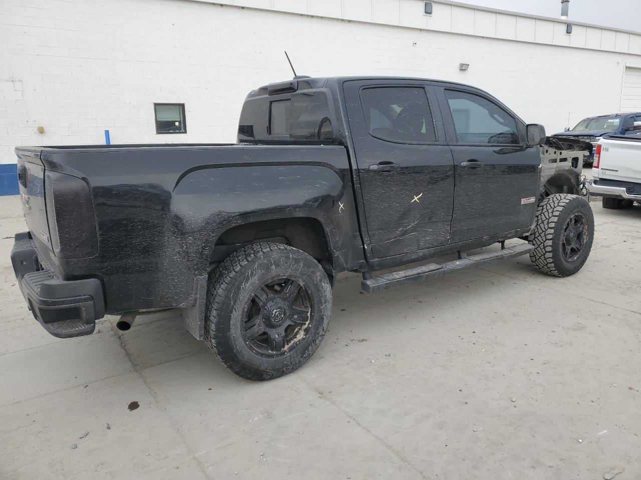 2016 GMC Canyon - Image 3