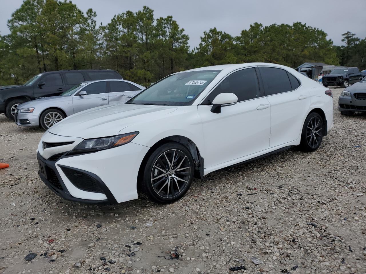 2022 Toyota Camry - Image 1