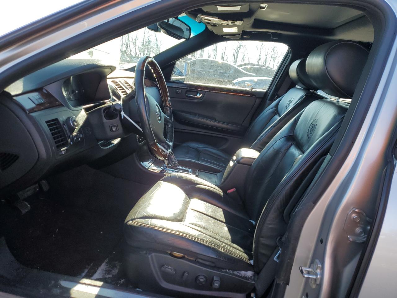 2006 Cadillac DTS - Image 7