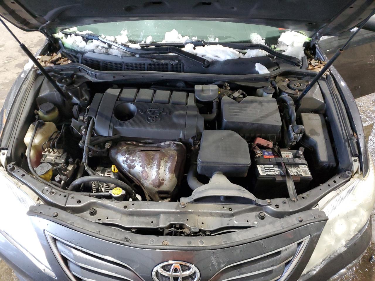2011 Toyota Camry - Image 11
