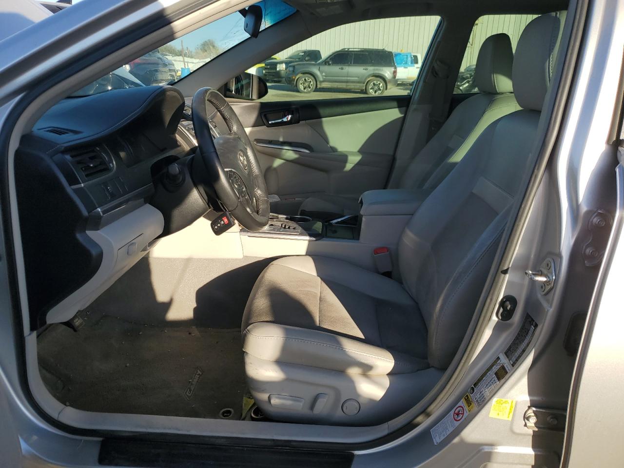2012 Toyota Camry - Image 7