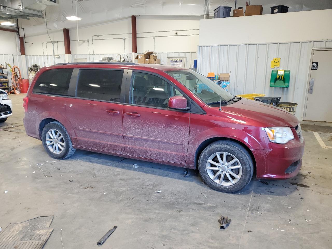 2016 Dodge Caravan - Image 4