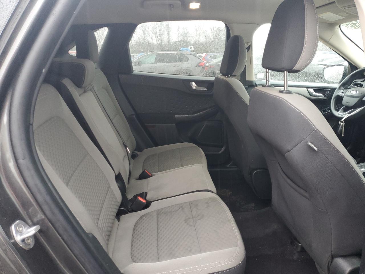 2020 Ford Escape - Image 11