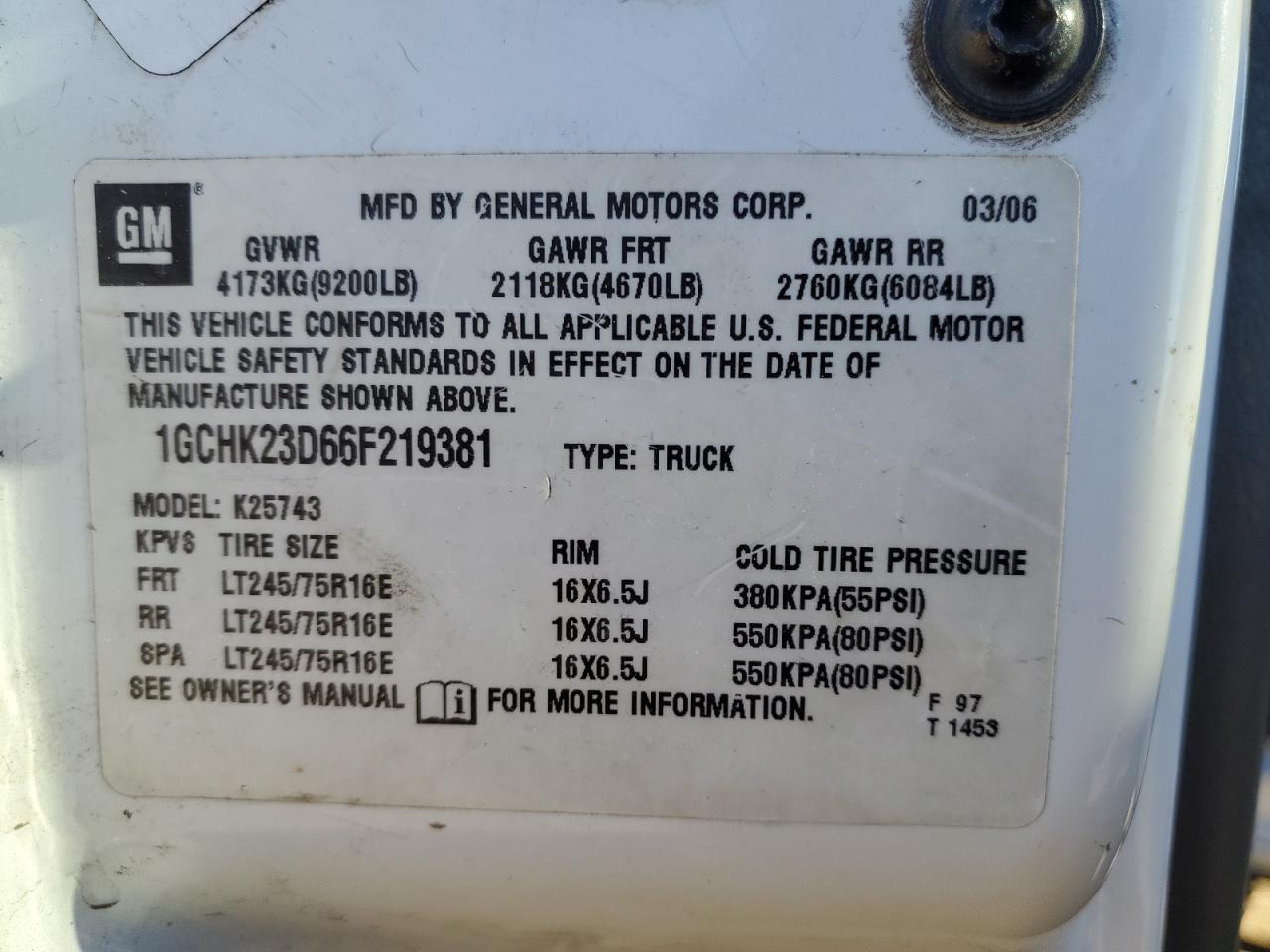 2006 Chevrolet Silverado - Image 14