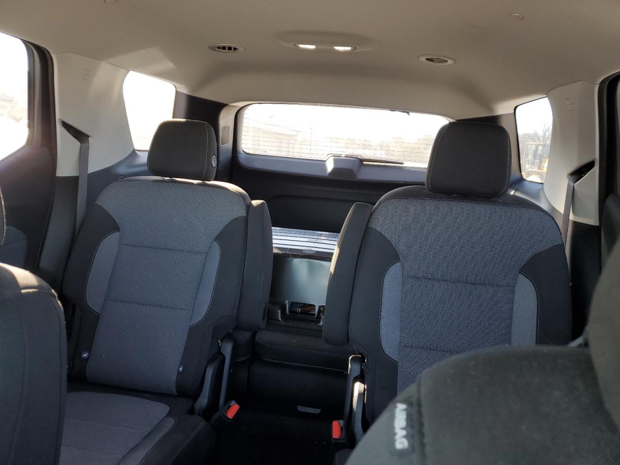 2018 Chevrolet Traverse - Image 10