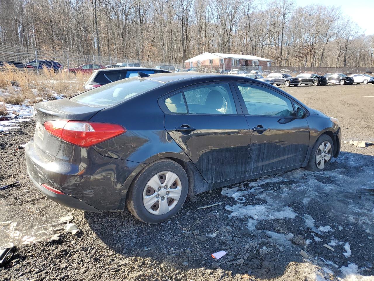 2015 Kia Forte - Image 3