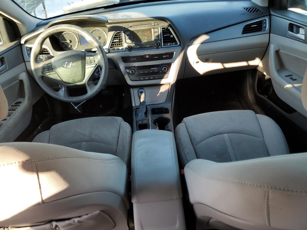 2015 Hyundai Sonata - Image 8